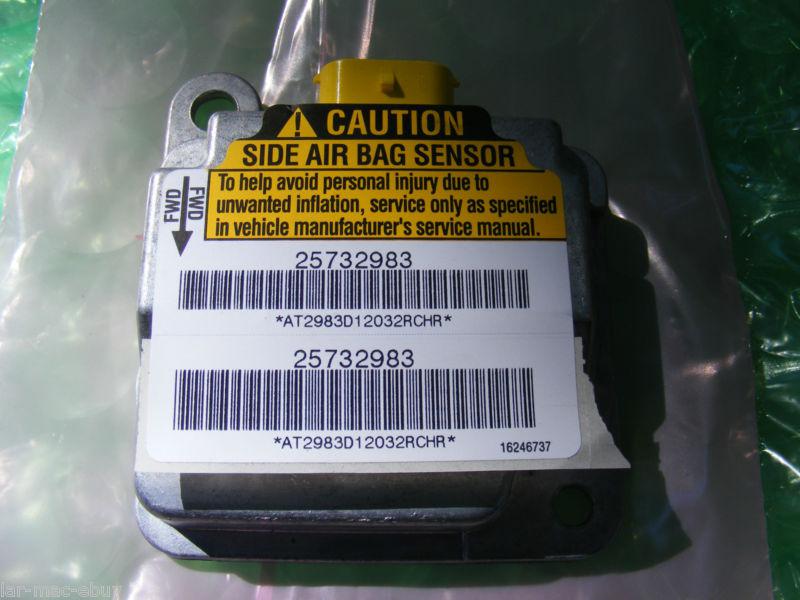 Gm# 25732983 side air bag module sensor 1997 - 1999 