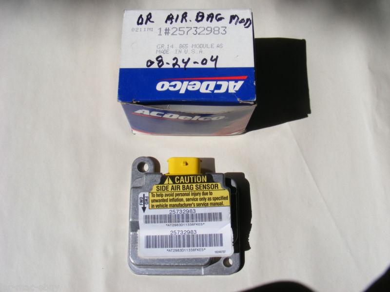 Gm# 25732983 side air bag module sensor 1997 - 1999 nib