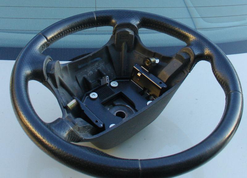 99 00 01 02 03 04 05 oem saab 9.5 black leather steering wheel