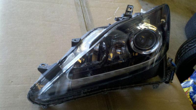2011-2013 lexus is250 is350 hid led xenon oem drivers side.  fast shipping