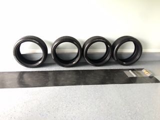Pirelli pzero 255/35r20 tire