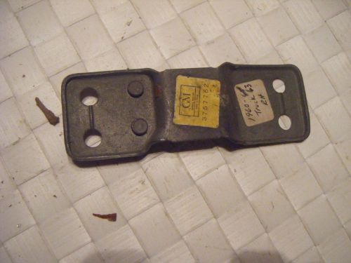 Nos 1960-63 chevrolet truck rh door  latch    3757762