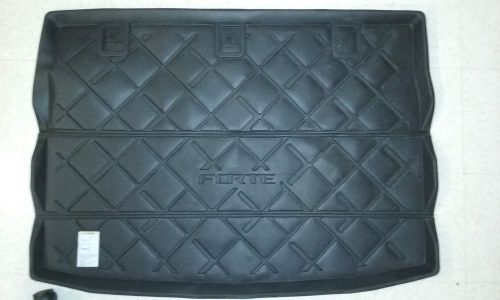 2011-12 kia forte 5dr rubber cargo area mat tray liner protector # 1m012 adu07