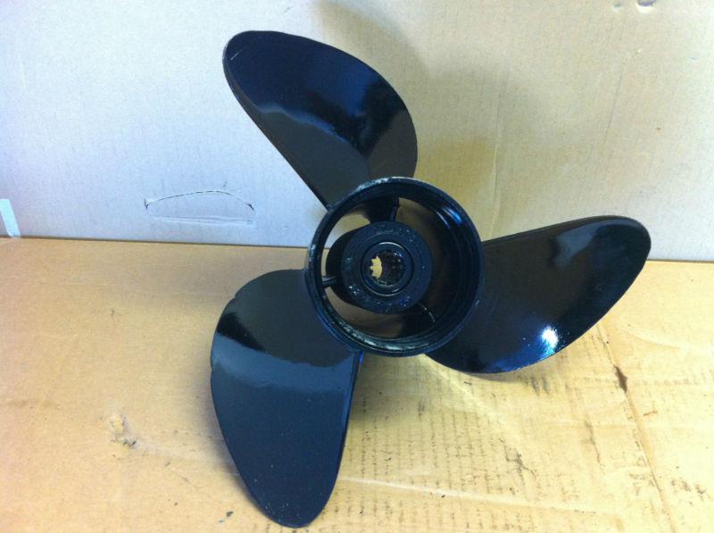 Clean used johnson or evinrude stainless sst propeller 13 7/8 x 19 13 spline