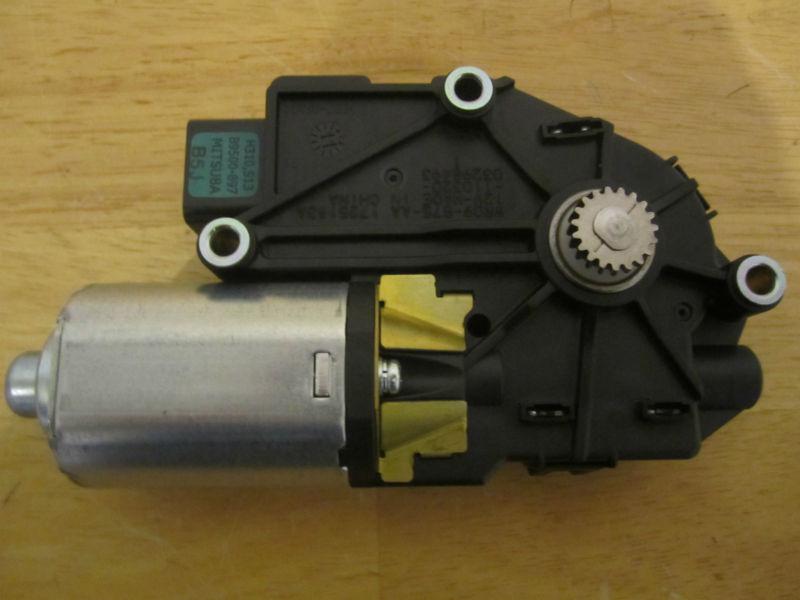 Sunroof motor; fits infiniti g35/g37 2007-2012