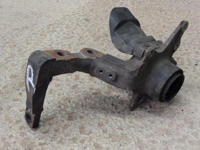 2002 yamaha grizzly 600 4x4 front right knuckle/ spindle