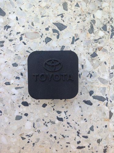 Toyota  fj cruiser  trailer  tow hitch black rubber cover 2'