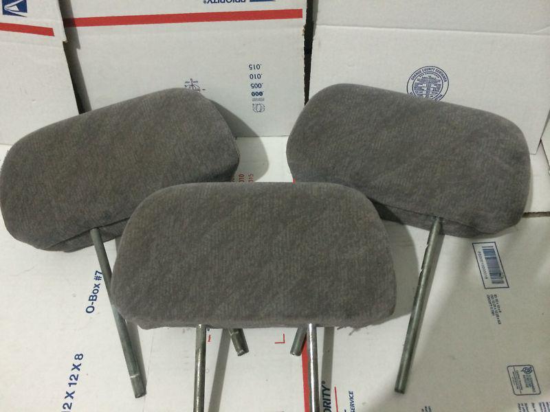 99-04 honda odyssey 3rd row headrest head rest set of 3 cloth grey checker style