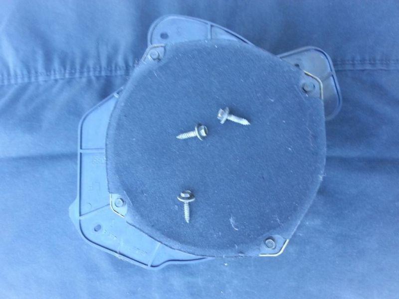 1999 pontiac firebird front door speaker set.oem..used...1 nice 1 not so nice