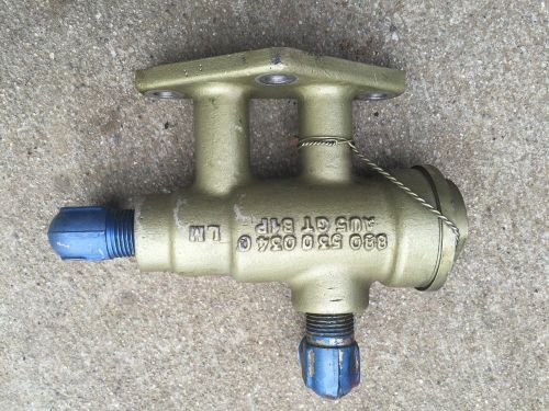 Remote oil cooler valve for 0200 engine