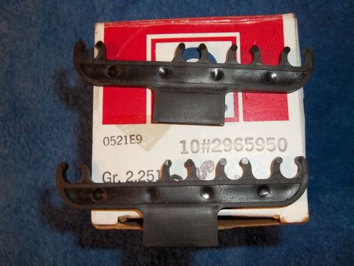 Nos 62-72 gm spark plug retainers chevrolet olds pontiac buick z28 442 gs
