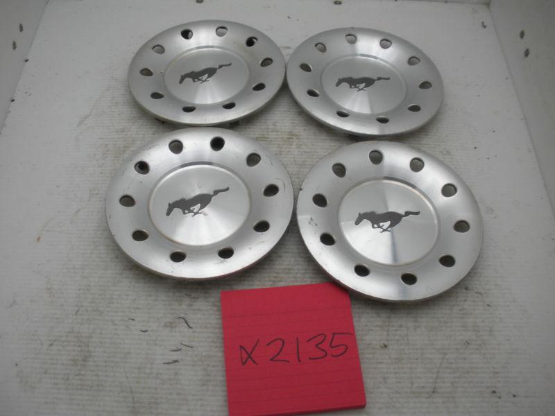 Lot of 4 99 00 01 02 03 04 ford mustang 3r33-1a096 wheel center caps hubcaps