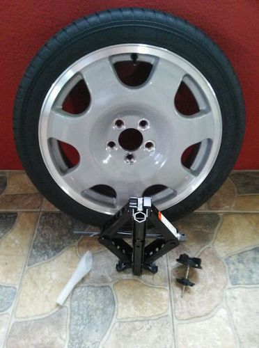 Spare tire  jak tolls  and compressor mustang 2015/16
