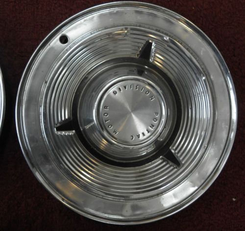 1962 pontiac hub cap - pontiac motor division wheel cover