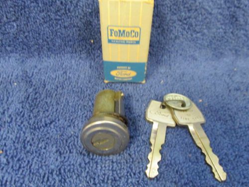 1967 ford falcon station wagon tailgate lock cylinder with keys nos ford  716