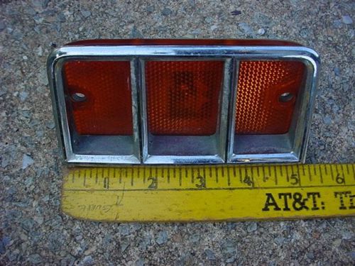 Mopar 75 76 77 chrysler cordoba front side marker light assembly bbody