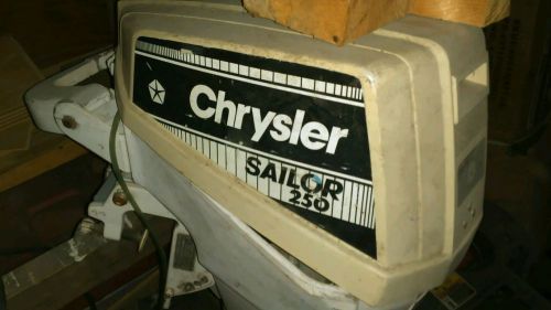 Outboard motor: chrysler sailor 250 9.9hp