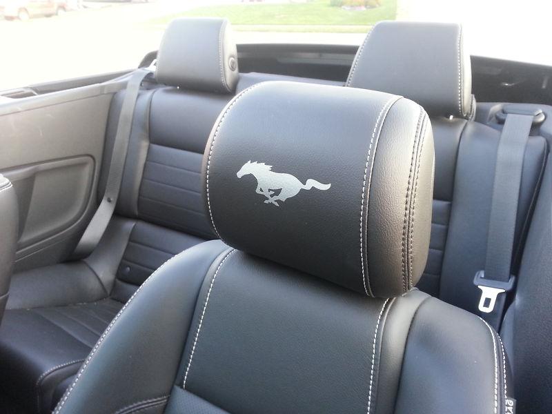 2005-2009 ford mustang headrest solid pony decals - only for leather seats