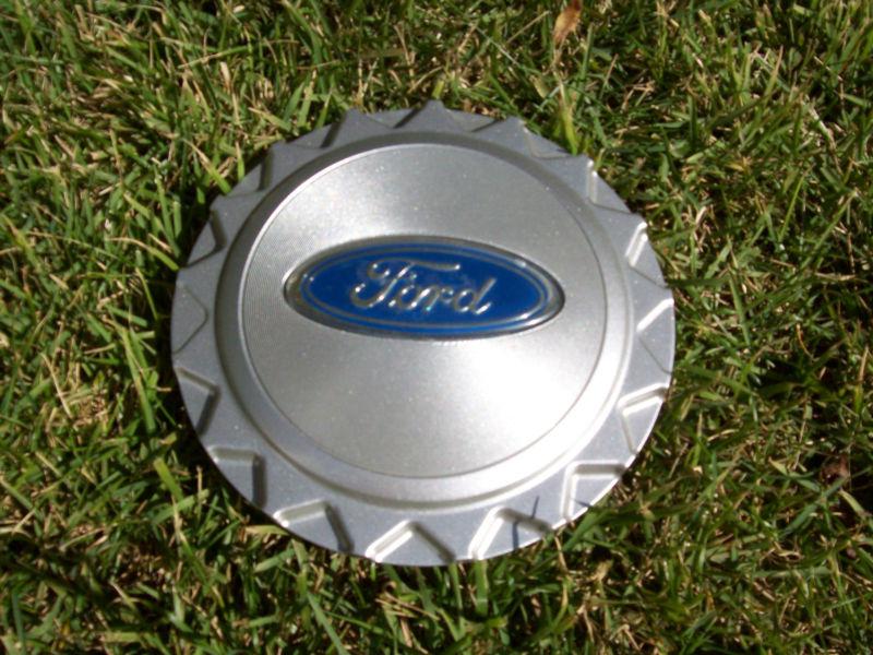 Ford crown victoria center cap 1991 to 1992 lacy spoke wheel