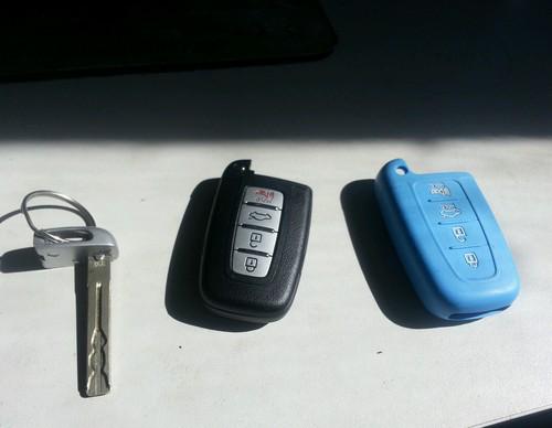 Hyundai genesis  key