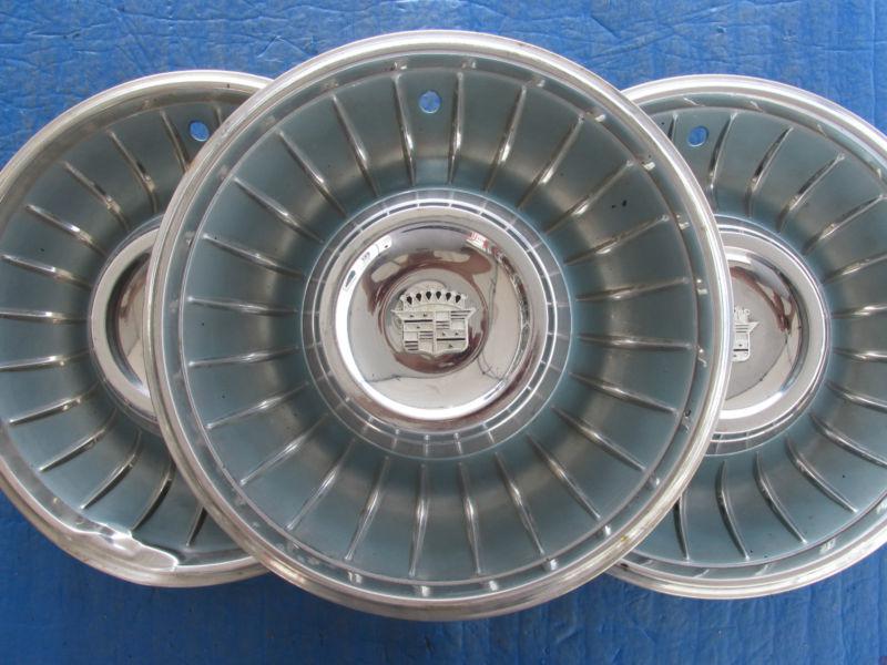 3 three 1961 cadillac hubcap c-4 9700616 blue cb4