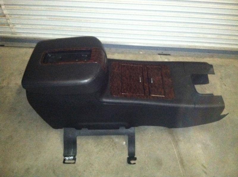 2007-2013 chevrolet silverado suburban tahoe yukon ebony center console