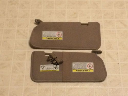 01-07 ford escape sun visors tan/beige with clips and screws (fits:2001 escape)