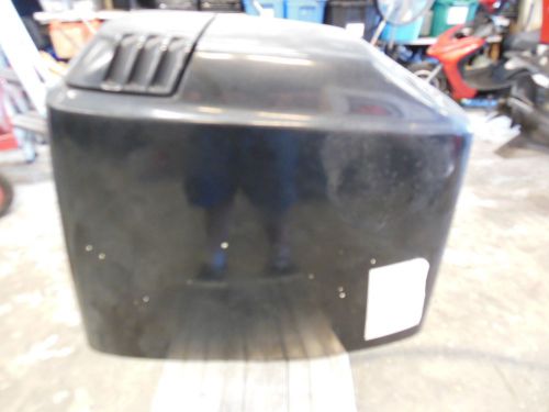 Mercury outboard top cowling  p.n. 828354t 8, fits: 1999-2006, 100hp to 125hp