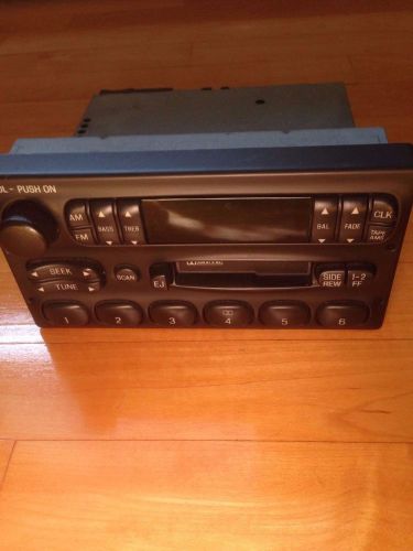 2000 grand marquis radio am fm cassette