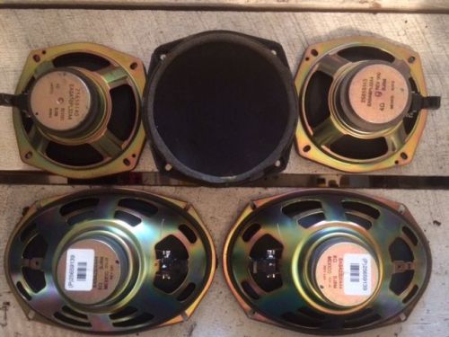 5 speakers acdelco gm eqpt 25659140 and 25659139 (03 bonneville)  see pics