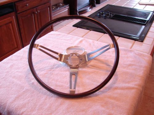 1967 - 1968 camaro  rs / ss walnut  wood streeing wheel
