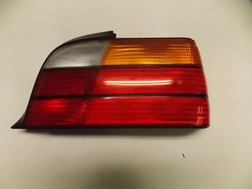 Bmw e36 tail light coupe convertible right oem 92-99 318 323 325 328 m3