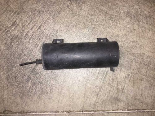 97-04 corvette c5 heat and air conditioning vacuum canister 10188042 gm 3233