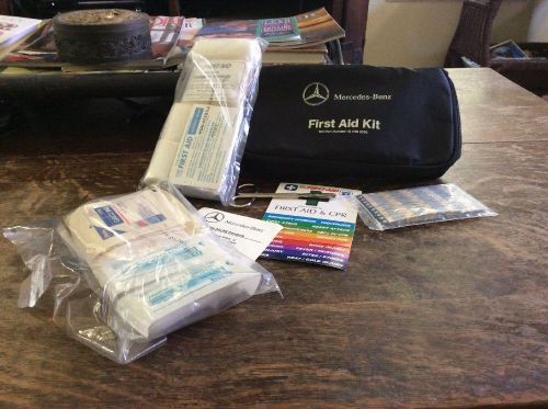 Mercedes. benz first aid kit q 486 0026 original factory piece