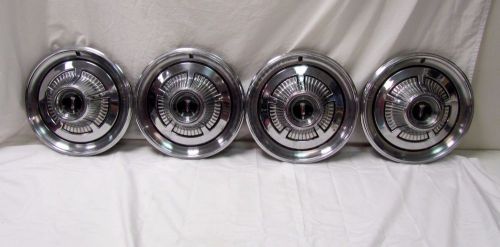 Rare complete set of 4 14&#034; plymouth valiant/satellite chrome hub caps!