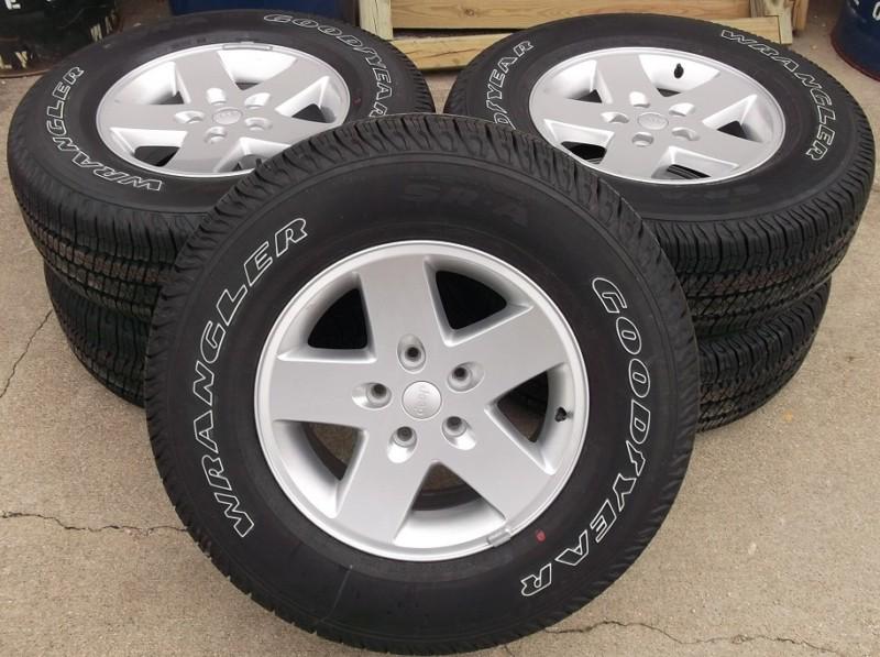 Set of 5 new 2013 jeep wrangler wheels & tires, goodyear p255/75r17