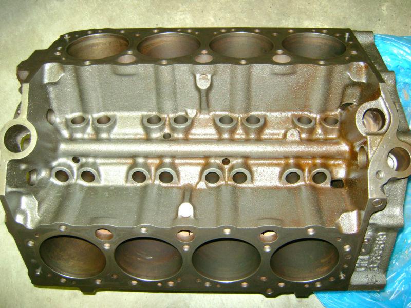 Corvette 283  fuelie engine block 