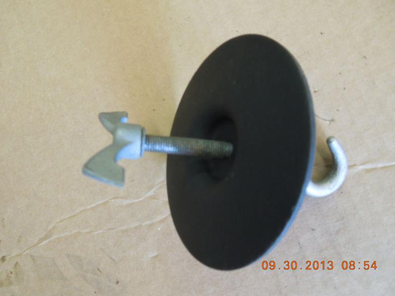 Triumph tr 4 spare tire hold down assembly