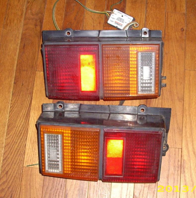Jeep 84-96 cherokee taillight tail light lamp  right/left tow trailer ready