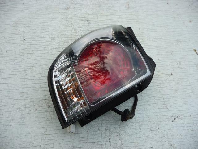 99-03 oem lexus rx300 taillight lamp outer left side 1999 2000 2001 2002 2003