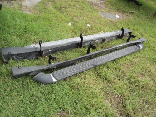 07 - 14 chevy sububurban  z-71 factory running boards oe stock steps 526n