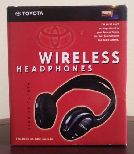 Wireless headphones toyota pt900-00031 ***new***