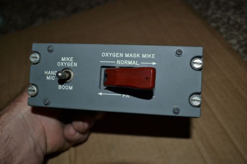 Gables g-1727b  aircraft oxygen mask microphone panel    repaired