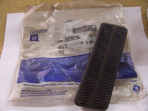 Nos gm gas pedal!! 3920296!! sixties! seventies! eighties!!