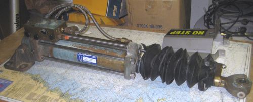 Seastar hydraulic steering cylinder hc-5805 remanufactured