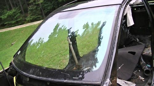 2003 mercedes w220 s430 front windshield  oem