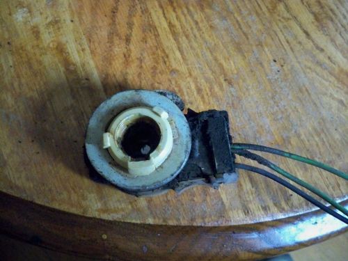 87 buick regal 3 wire tail light sockets  #2057 bulb tested