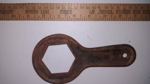 Vintage hubcap removal tool