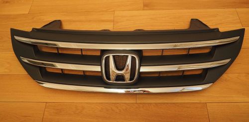 2013+ oem honda crv cr-v front center grill with all chrome moulding and logo