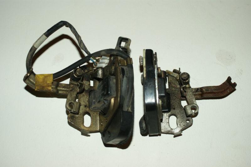 Toyota 4runner tailgate latches/locks both sides 84 85 86 87 88 89